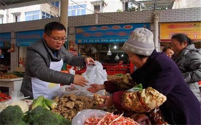 在农村中午做什么生意赚钱（农村中午适合开什么小店）