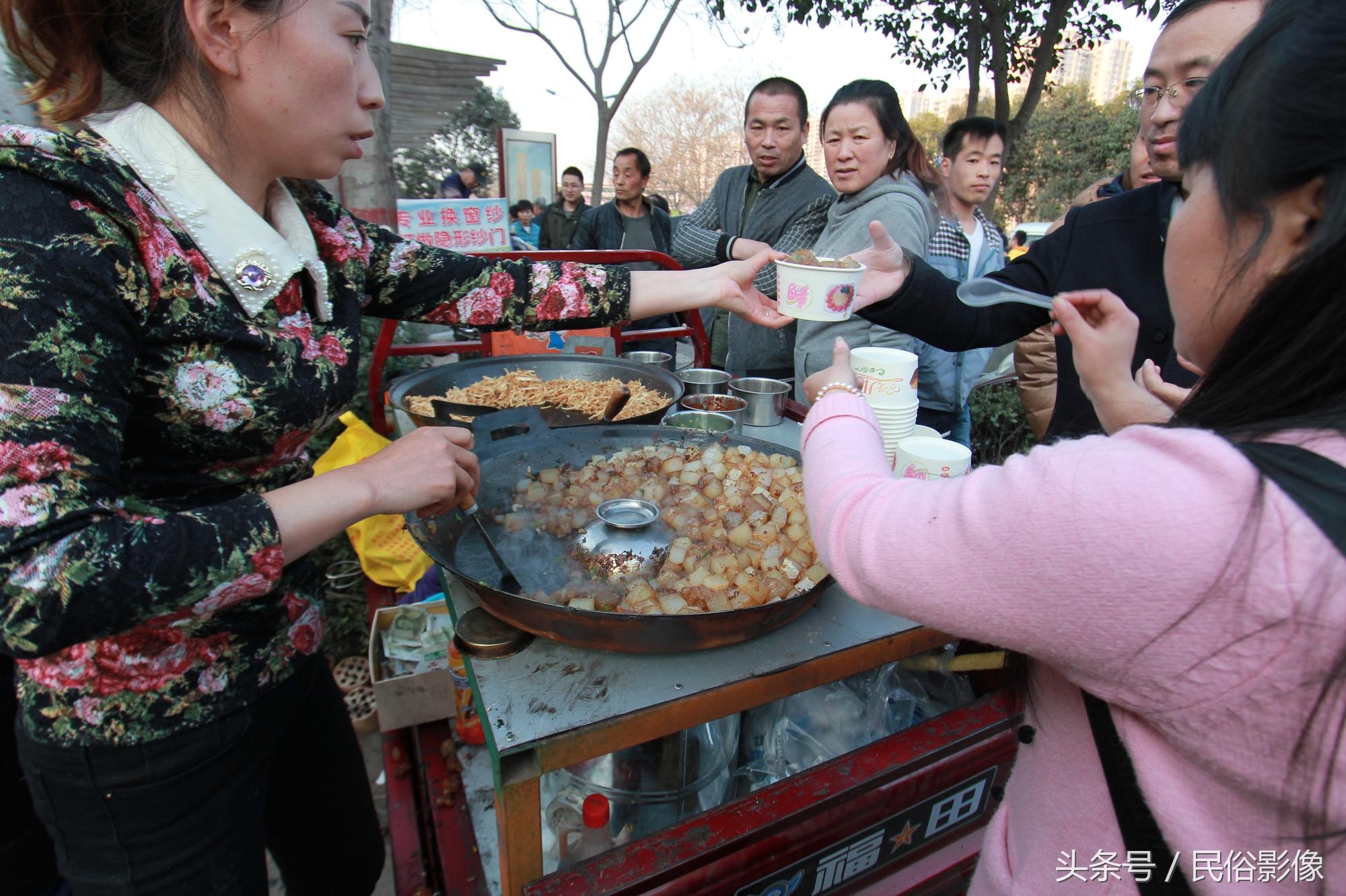 庙会上做什么赚钱（庙会摆摊赚钱妙招）