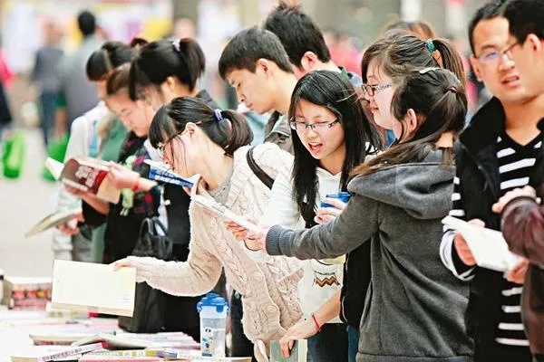 考大学做什么生意赚钱