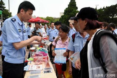 郑州摆摊做什么生意赚钱？