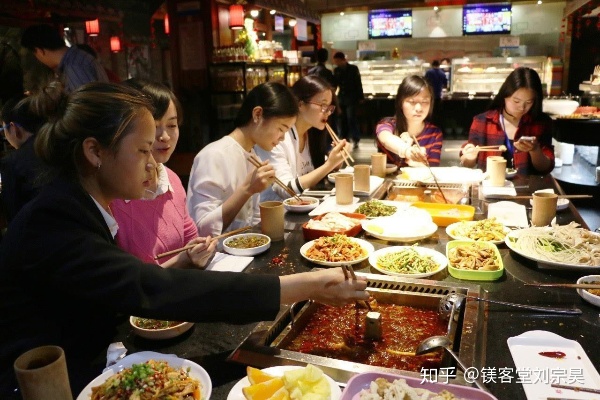 成都餐饮做什么赚钱 成都做餐饮生意怎么样