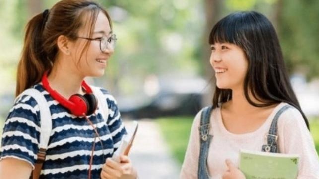 女学生毕业做什么赚钱，职业选择与收入潜力