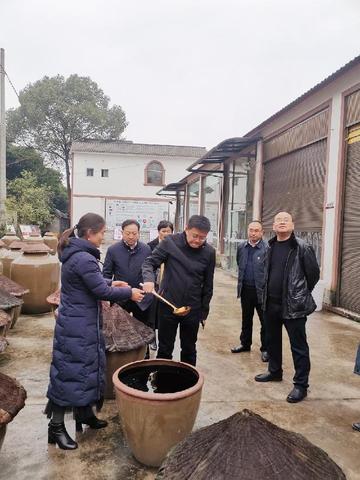 泸州打工，什么工作最赚钱？揭秘当地高薪职位及行业前景