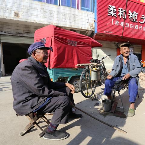 摄影大师做什么赚钱 摄影大师收入